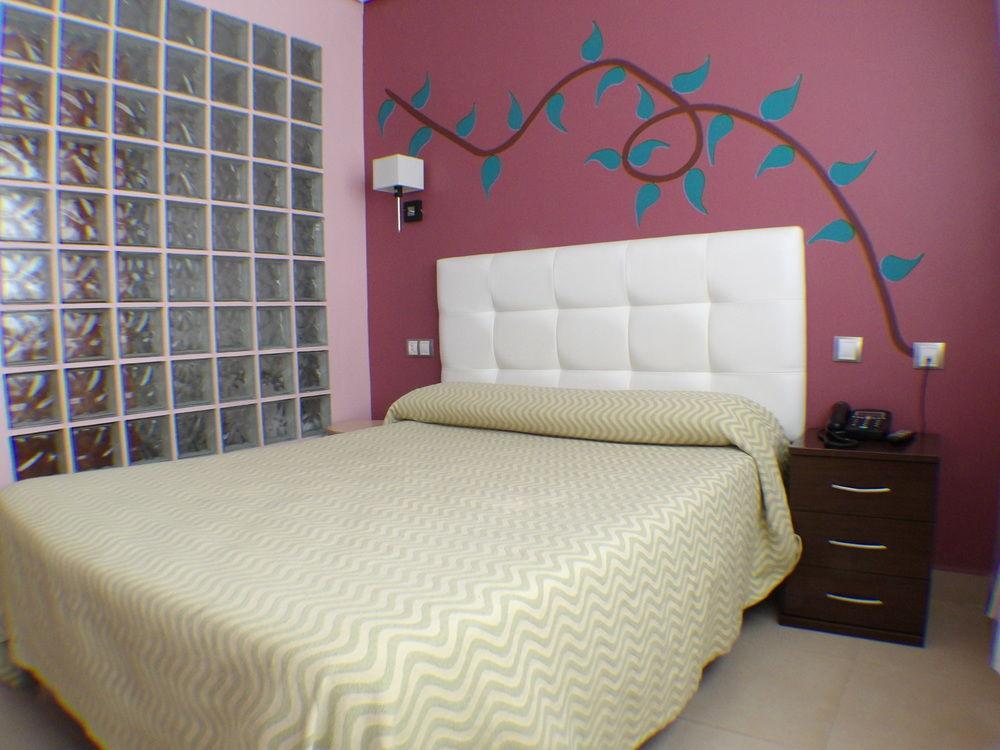 Hotel Artxanda Bilbao, Parking Gratuito En El Exterior Junto Al Hotel (Adults Only) ภายนอก รูปภาพ