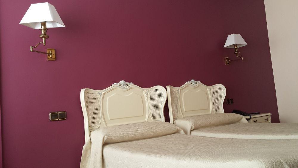 Hotel Artxanda Bilbao, Parking Gratuito En El Exterior Junto Al Hotel (Adults Only) ภายนอก รูปภาพ
